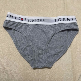 トミーヒルフィガー(TOMMY HILFIGER)のTOMMY HILFIGER リラックスパンツ 31in/Mサイズ(ショーツ)