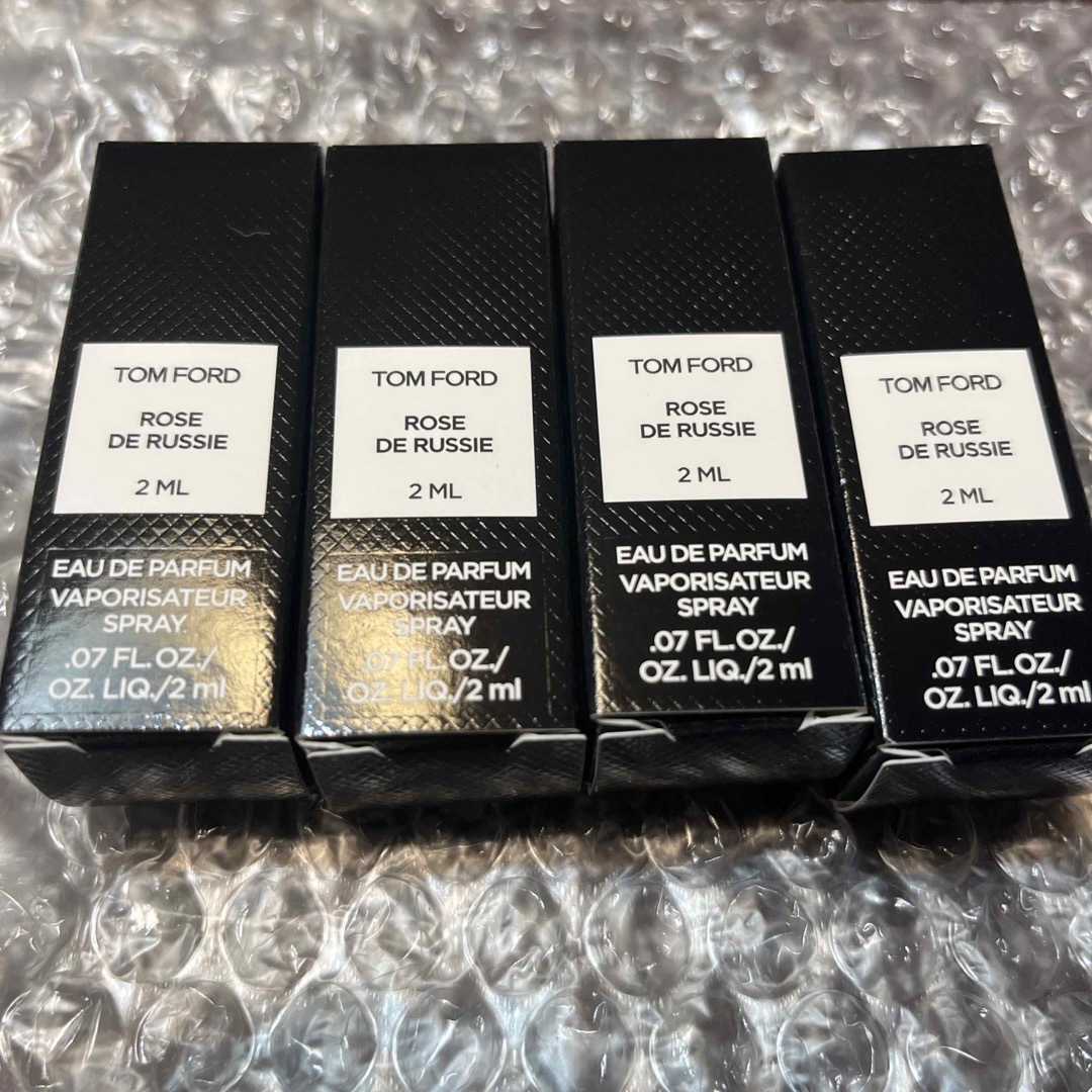 TOM FORD BEAUTY(トムフォードビューティ)のトムフォード　ローズドリュスィー　オードパルファム 4個 コスメ/美容の香水(香水(女性用))の商品写真