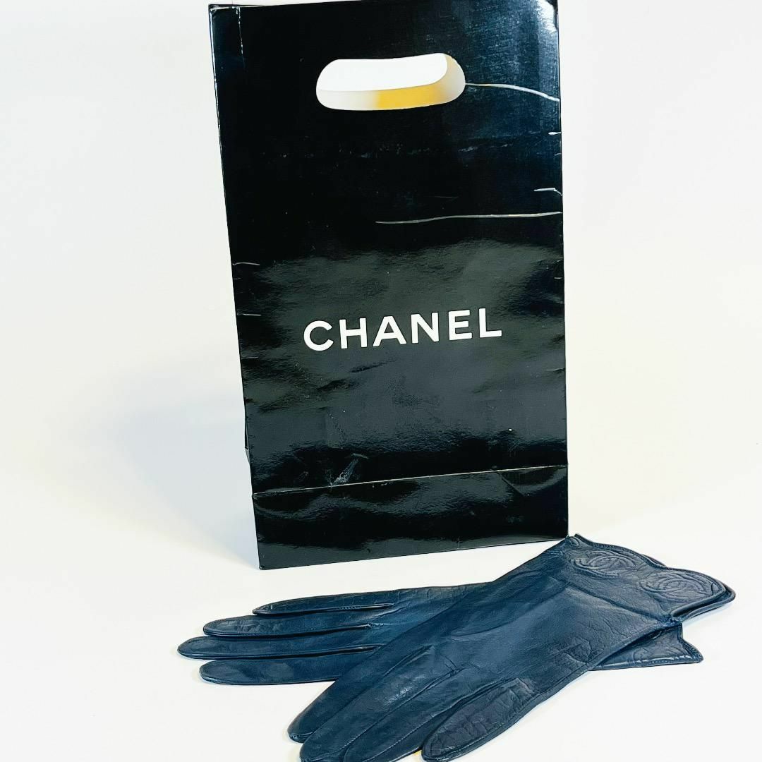CHANEL(シャネル)のCHANEL 手袋　レザー ネイビー レディースのファッション小物(手袋)の商品写真