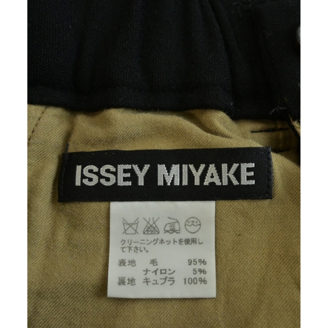 ISSEY MIYAKE(イッセイミヤケ)のISSEY MIYAKE イッセイミヤケ スラックス -(M位) 黒 【古着】【中古】 メンズのパンツ(スラックス)の商品写真