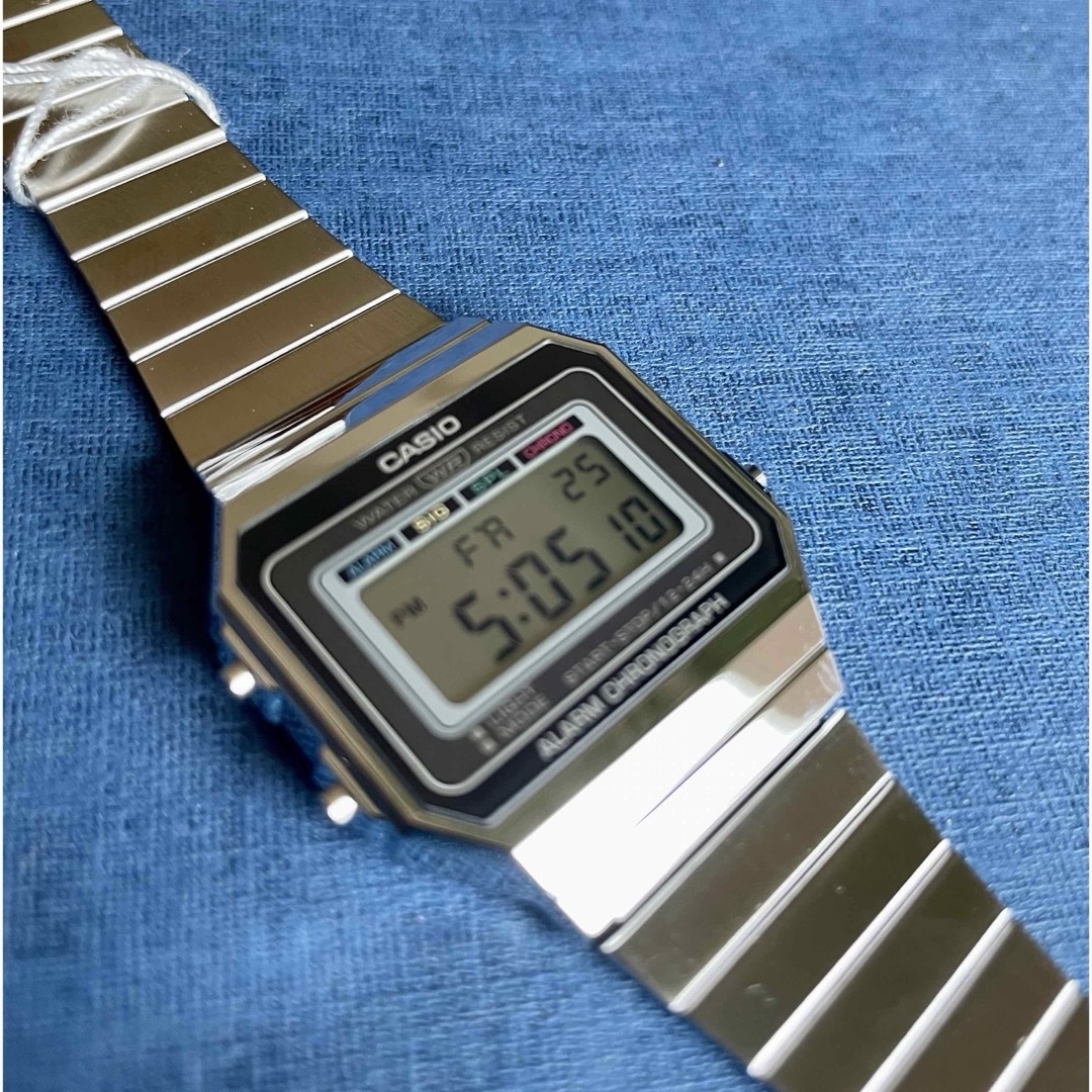 CASIO(カシオ)のカシオ　デジタル腕時計　未使用　国内未発売モデル　レトロモダンデザイン メンズの時計(腕時計(デジタル))の商品写真