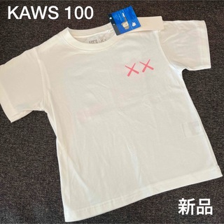 ユニクロ(UNIQLO)のユニクロ　キッズ　100   KAWS  新品　未使用　タグ付き(Tシャツ/カットソー)