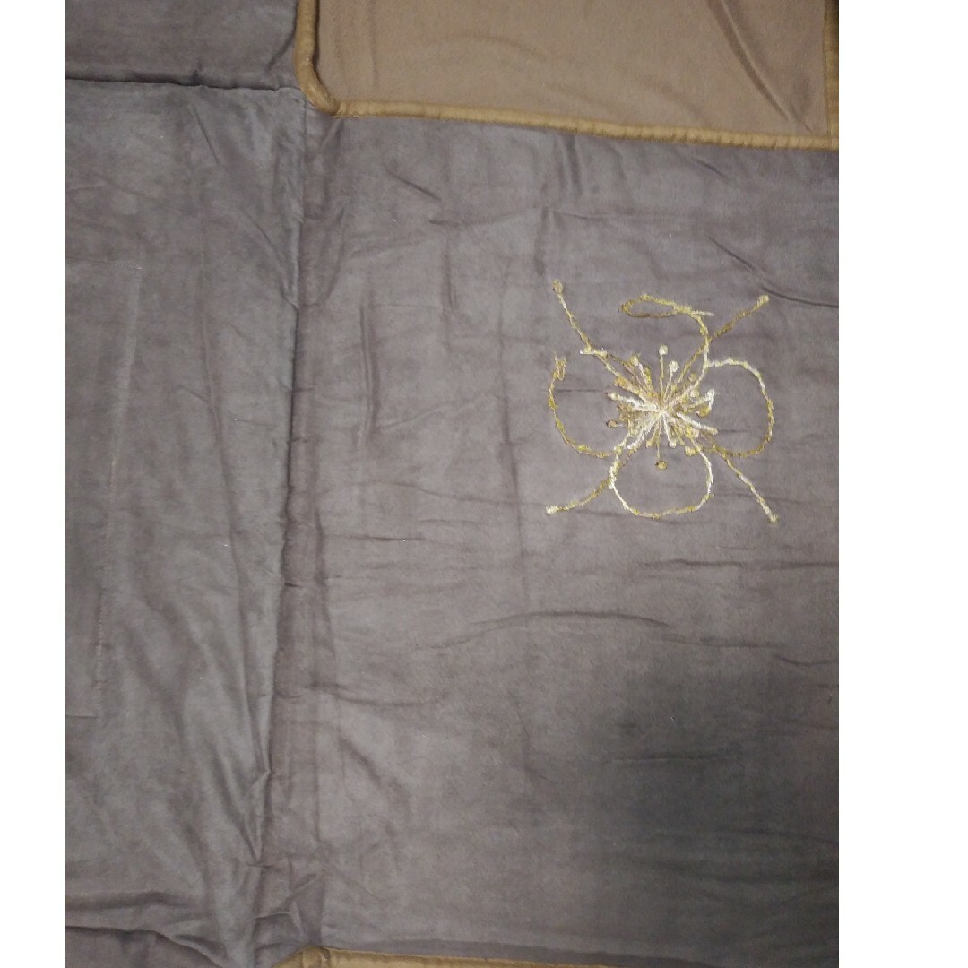 シック素敵な柄ついたこたつ布団カバー インテリア/住まい/日用品の寝具(布団)の商品写真