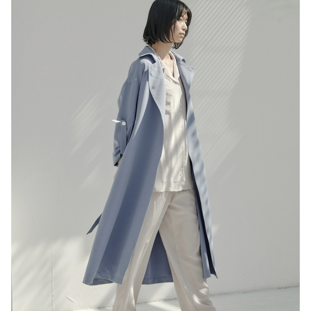 EMMA CLOTHES(エマクローズ)のダブルクロス2WAYトレンチコート レディースのジャケット/アウター(トレンチコート)の商品写真