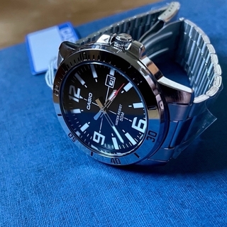 カシオ(CASIO)のカシオ アナログ腕時計　海外逆輸入モデル　新品　ステンレス 22mmラグ(腕時計(アナログ))