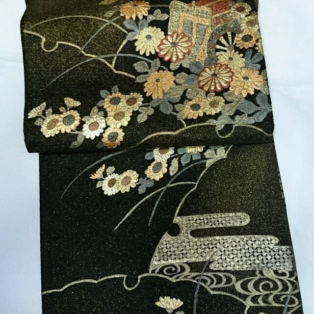 【新品】帯 袋帯 正絹 総すわとう刺繍 金箔 (黒・金ラメ) 花車 菊花柄模様 | フリマアプリ ラクマ