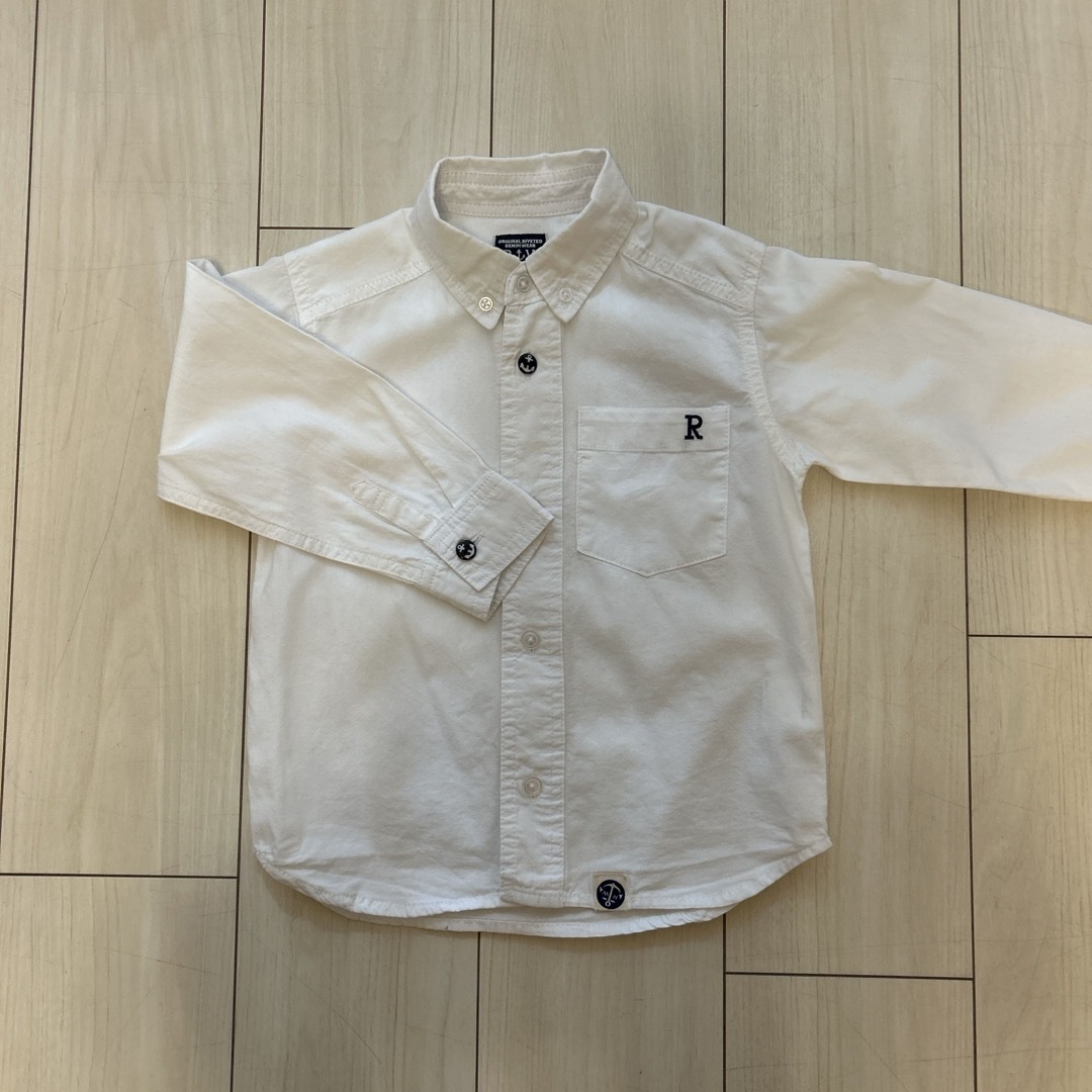 RUGGEDWORKS(ラゲッドワークス)の【RUGGED WORKS】白　ボタンダウン　110センチ キッズ/ベビー/マタニティのキッズ服男の子用(90cm~)(ブラウス)の商品写真