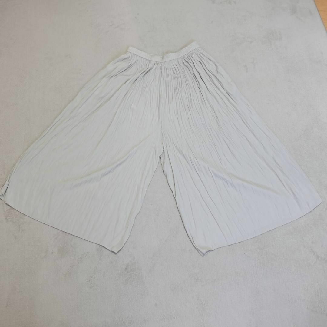 【新品 未着用】ワッシャーサテンスカートパンツ ナチュラル XL UNIQLO レディースのパンツ(その他)の商品写真