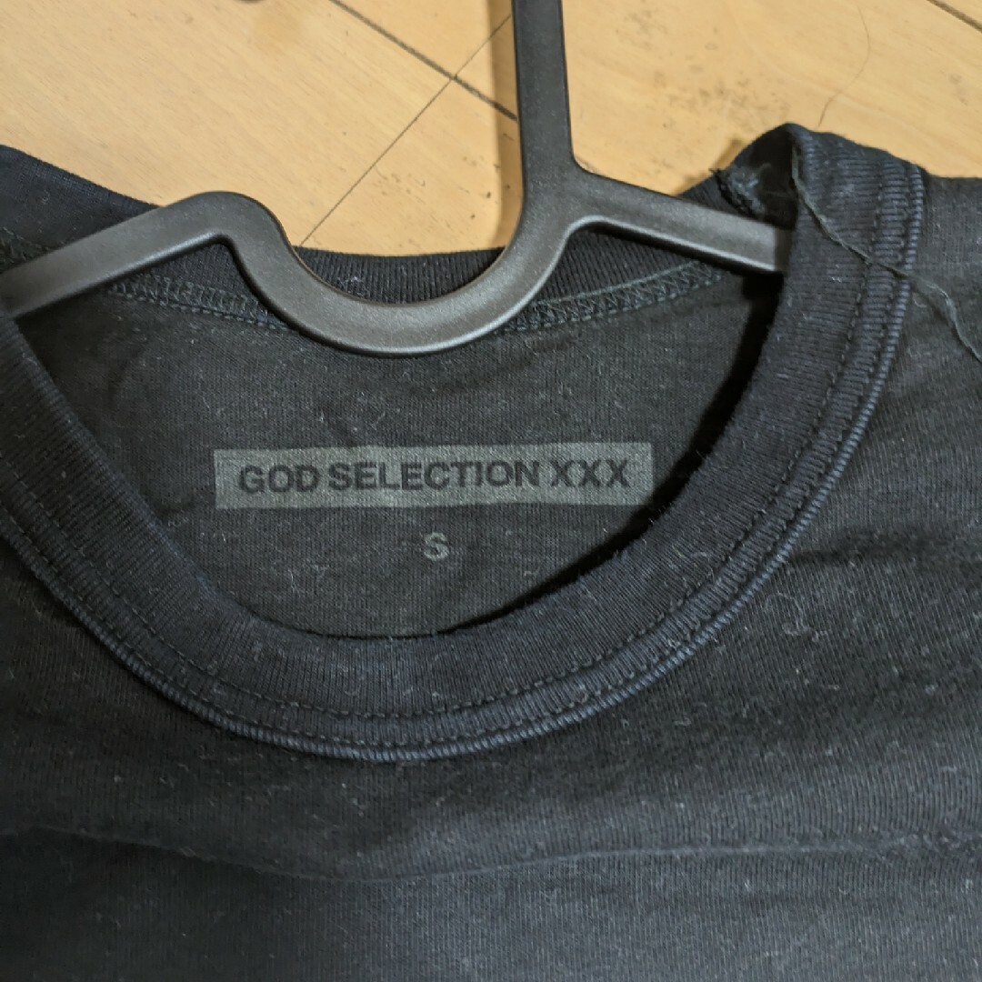 GOD SELECTION XXX(ゴッドセレクショントリプルエックス)のゴッドセレクション　Tシャツ メンズのトップス(Tシャツ/カットソー(半袖/袖なし))の商品写真