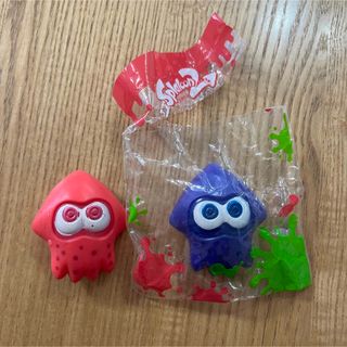 ニンテンドウ(任天堂)のスプラトゥーン　スクイーズ　2種(キャラクターグッズ)