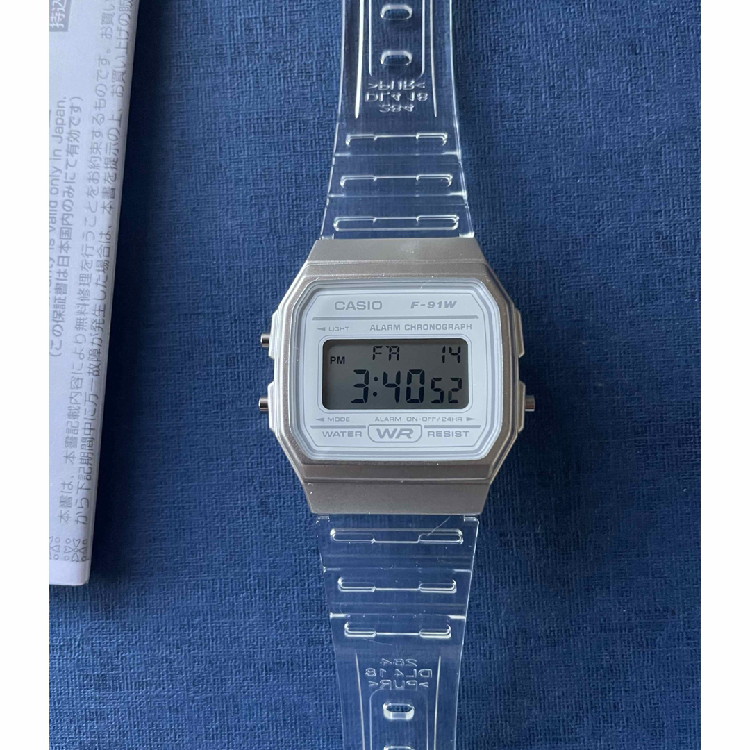 CASIO(カシオ)のカシオ　デジタル腕時計　未使用品　クリアウォッチ　クリアスケルトン　プレゼント メンズの時計(腕時計(デジタル))の商品写真