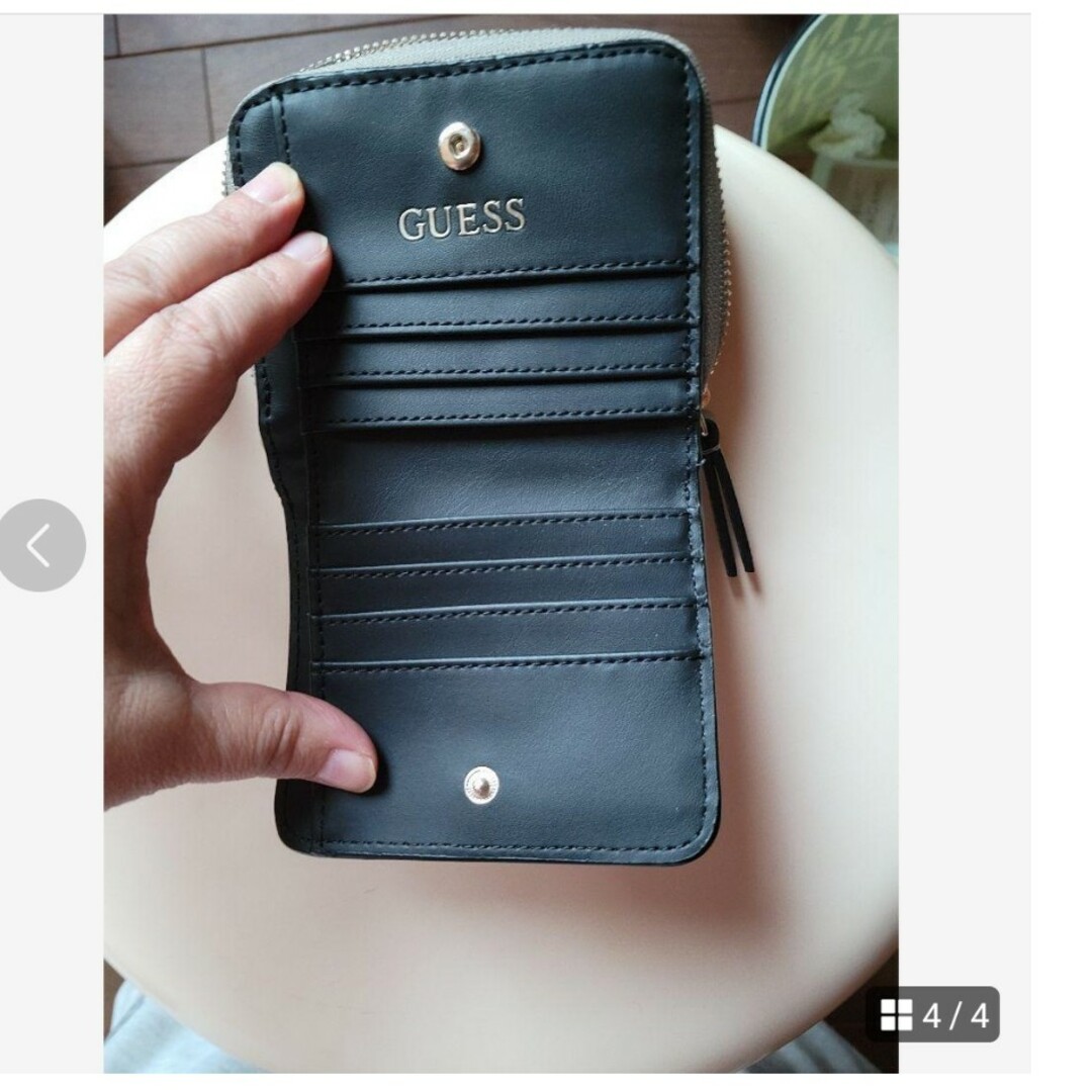 GUESS(ゲス)のGUESS　コンパクト　財布 レディースのファッション小物(財布)の商品写真