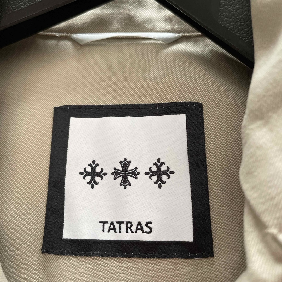 TATRAS(タトラス)のタトラストレンチコート希少💕 レディースのジャケット/アウター(トレンチコート)の商品写真