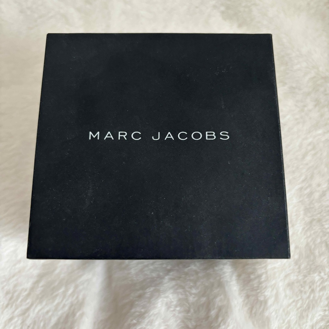 MARC JACOBS(マークジェイコブス)のマークジェイコブス　時計　空箱 レディースのファッション小物(その他)の商品写真