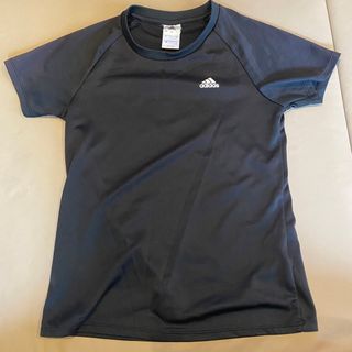 アディダス(adidas)のadidas アディダス　Tシャツ　半袖　トップス　レディース(Tシャツ(半袖/袖なし))