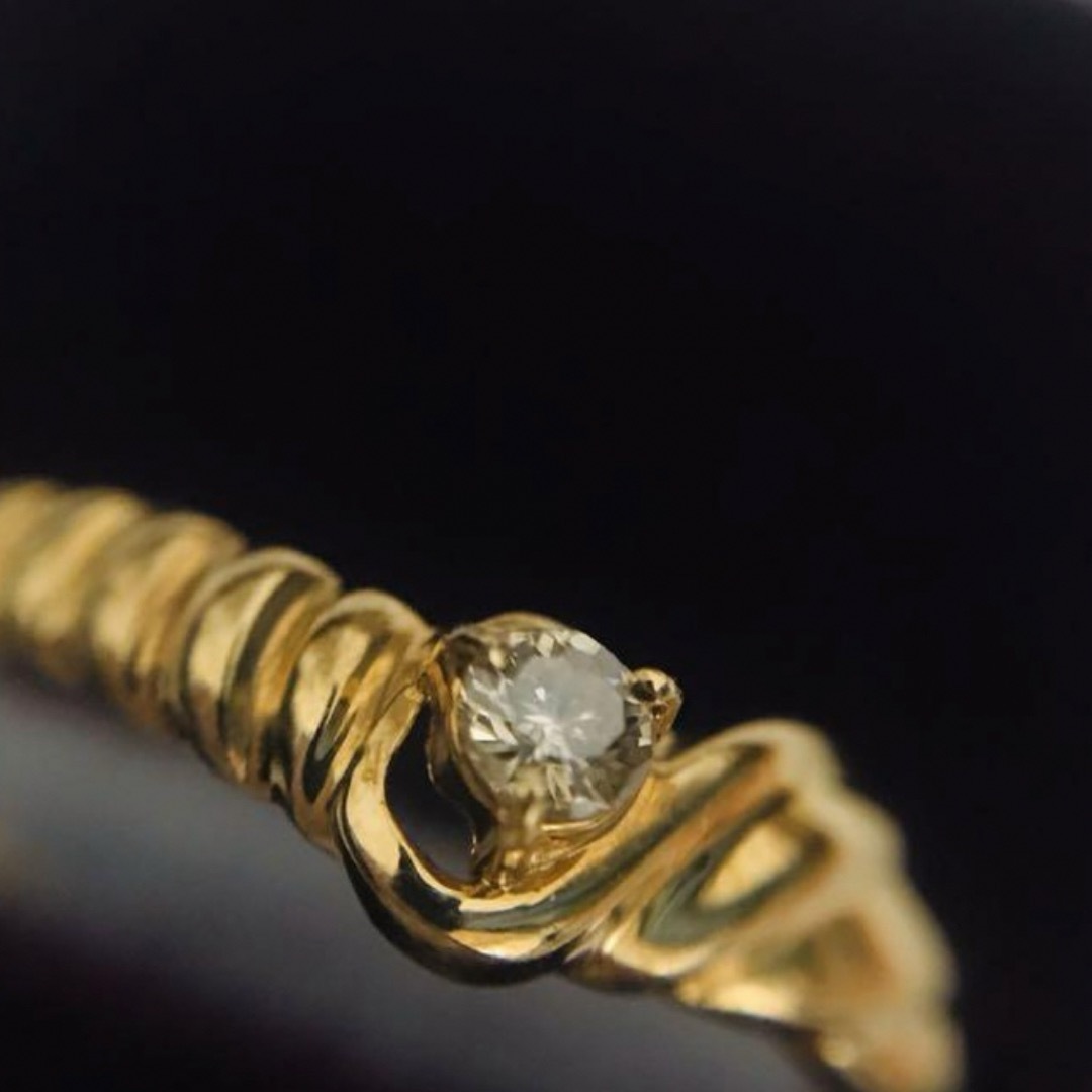 K18 刻印あり　一粒ダイヤ　デザインリング レディースのアクセサリー(リング(指輪))の商品写真