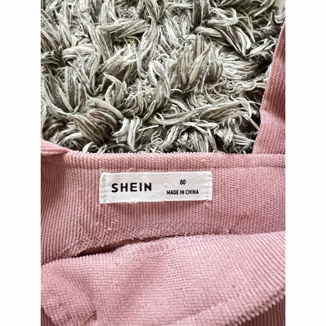 SHEIN(シーイン)のジャンパースカート、カットソーのセット キッズ/ベビー/マタニティのベビー服(~85cm)(ワンピース)の商品写真