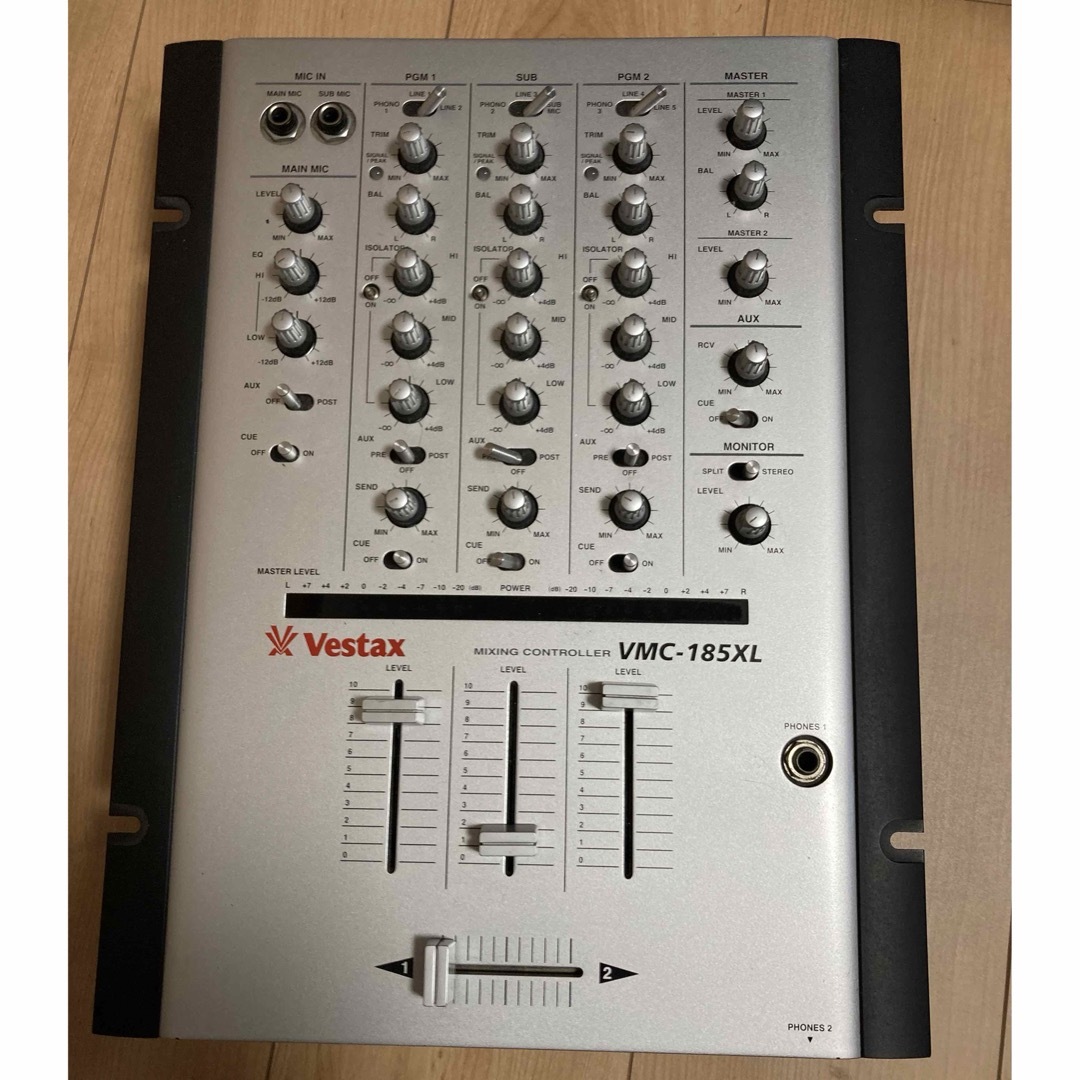 Vestax(ベスタクス)のVestax  VMC-185XL 純正　アダプター　AC-14-DM 付 楽器のDJ機器(DJミキサー)の商品写真