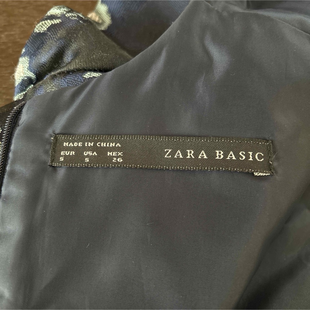 ZARA(ザラ)のZARA 刺繍ワンピース ドレス サイズS レディースのフォーマル/ドレス(ミニドレス)の商品写真