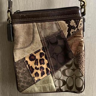 コーチ(COACH)のコーチ　ショルダーバッグ(ショルダーバッグ)