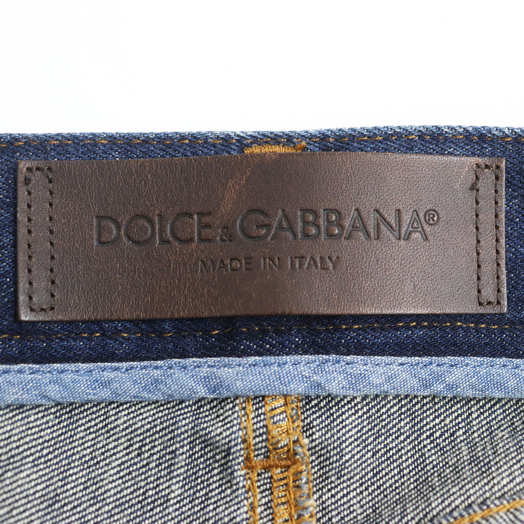 DOLCE&GABBANA(ドルチェアンドガッバーナ)の美品 DOLCE&GABBANA ドルチェ＆ガッバーナ 10GOLD G6QGGD/G8S97 ボタンフライ ゴールド金具 レザーパッチ ダメージ加工 デニムパンツ インディゴブルー 44 イタリア製 正規品 メンズ メンズのトップス(ジャージ)の商品写真