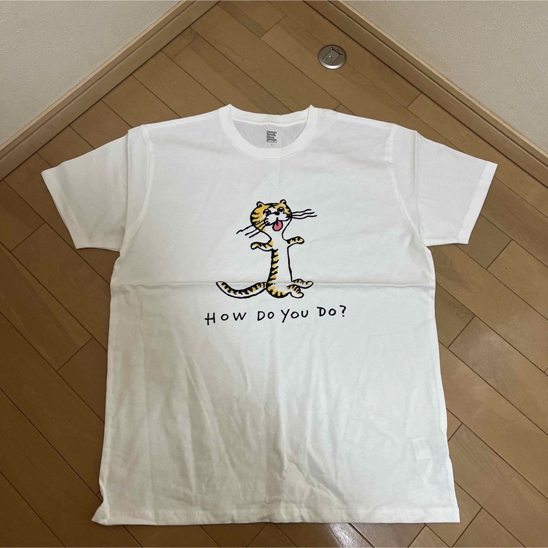 Design Tshirts Store graniph(グラニフ)の新品☆グラニフ  Tシャツ　虎　ユニセックスL メンズのトップス(Tシャツ/カットソー(半袖/袖なし))の商品写真