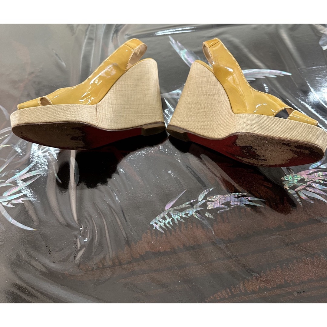Christian Louboutin(クリスチャンルブタン)のサンダル　35.5 ルブタン　ウエッジソール　　中古 レディースの靴/シューズ(サンダル)の商品写真