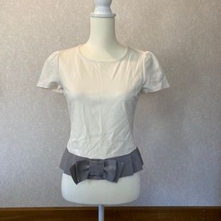 エムズグレイシー(M'S GRACY)のM'S GRACY リボン　トップス　(カットソー(半袖/袖なし))