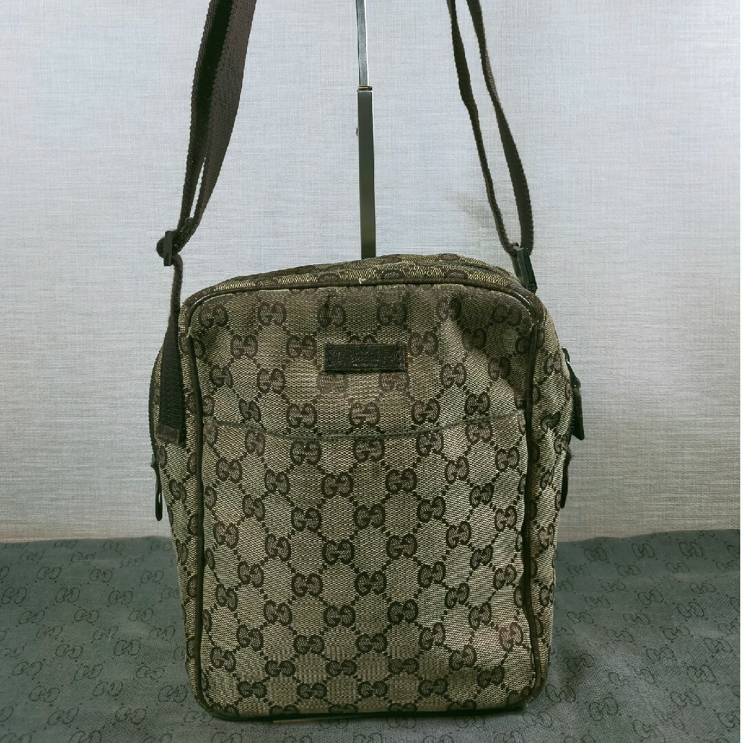 Gucci(グッチ)のGUCCI グッチ ショルダーバッグ キャンバス レザー GG柄 茶色 レディースのバッグ(ショルダーバッグ)の商品写真