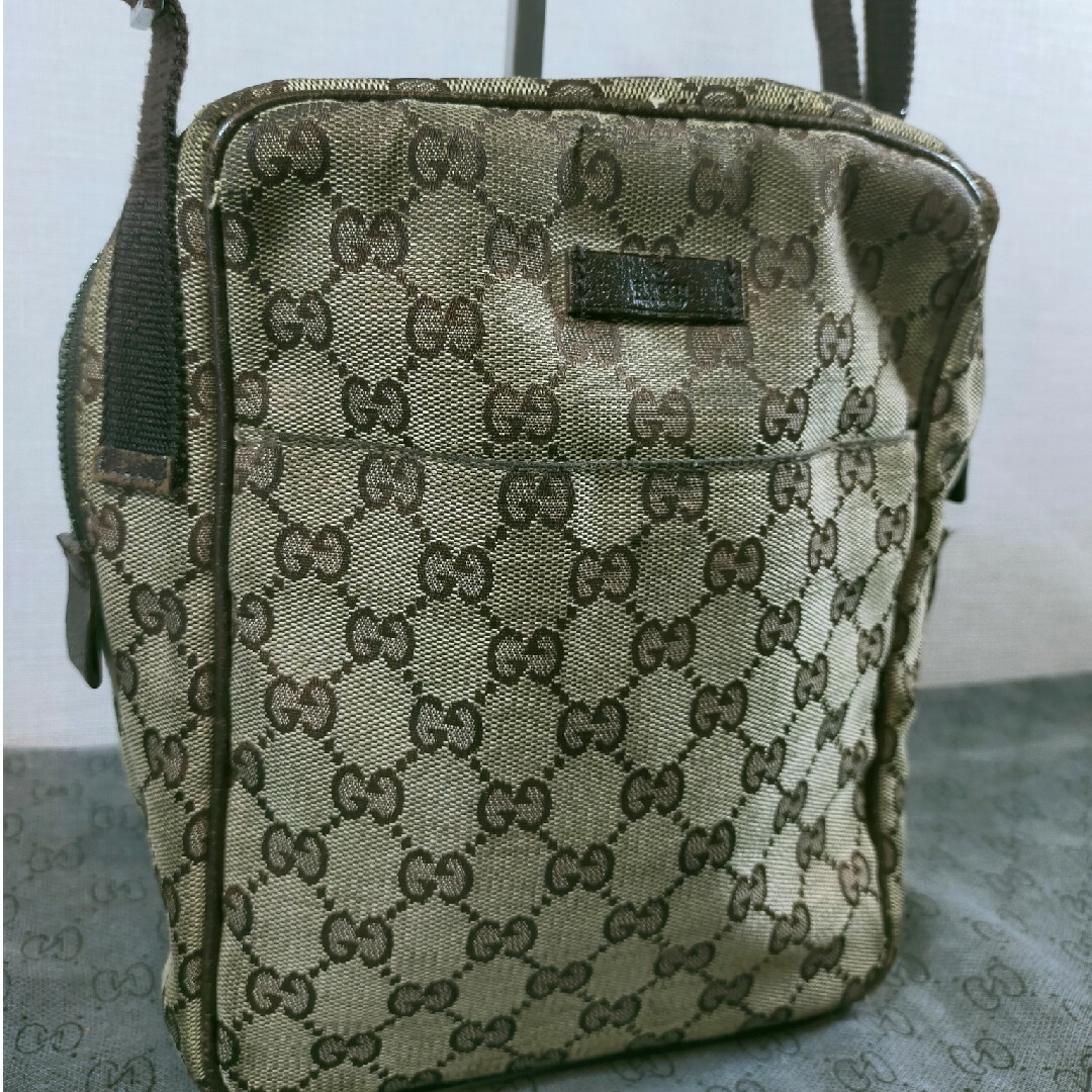 Gucci(グッチ)のGUCCI グッチ ショルダーバッグ キャンバス レザー GG柄 茶色 レディースのバッグ(ショルダーバッグ)の商品写真