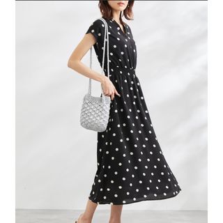 ロペピクニック(Rope' Picnic)の（新品）ロペピクニック  キーネックドット柄ワンピース(ロングワンピース/マキシワンピース)