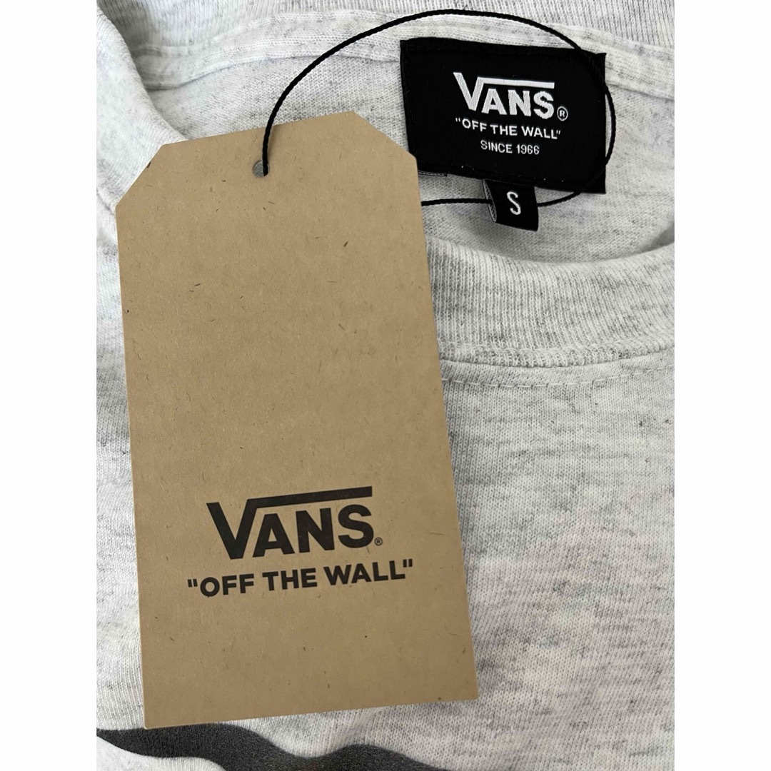 VANS(ヴァンズ)のvans Tシャツ レディースのトップス(Tシャツ(長袖/七分))の商品写真