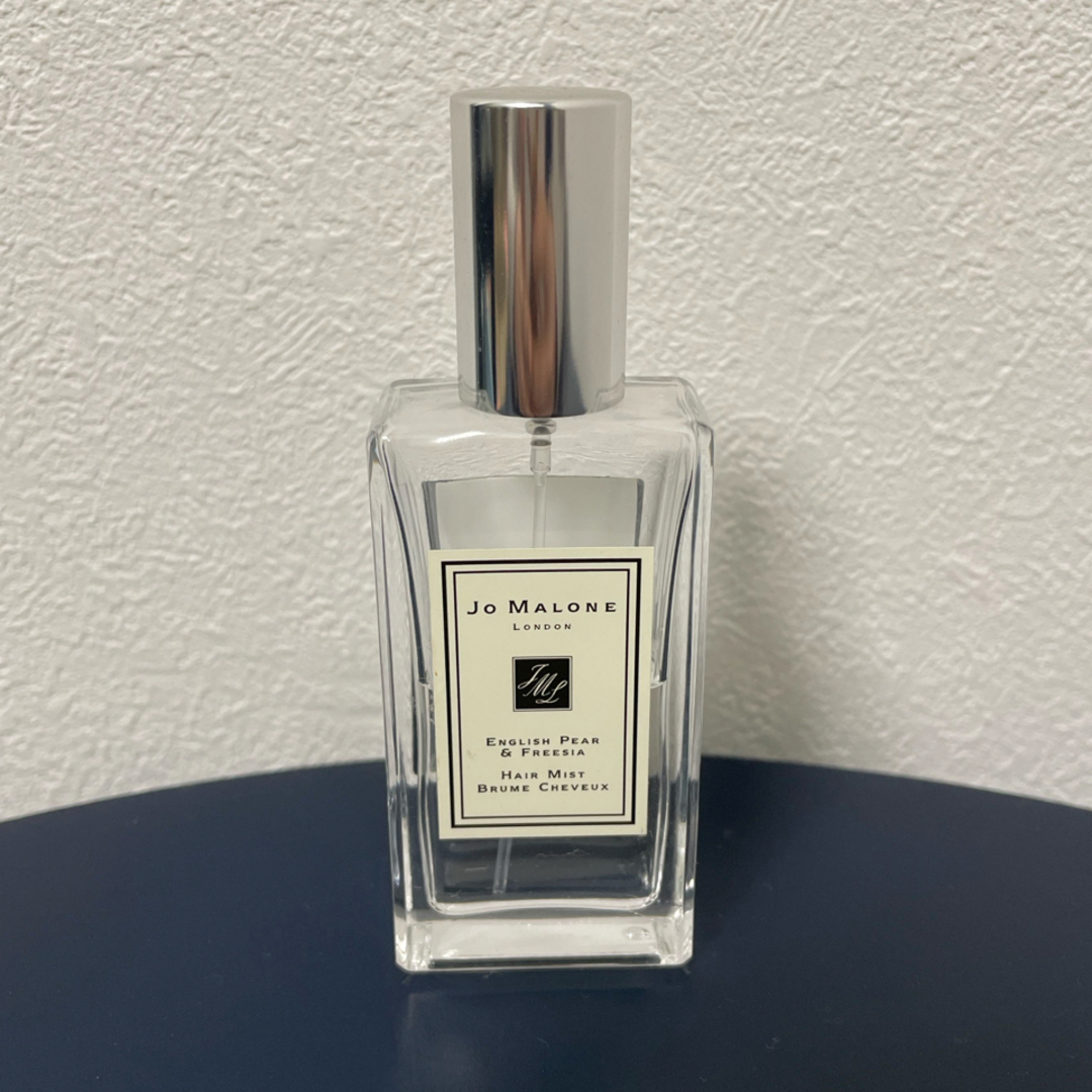 Jo Malone(ジョーマローン)のJo MALONE  イングリッシュペアー & フリージア  ヘアミスト コスメ/美容のヘアケア/スタイリング(ヘアウォーター/ヘアミスト)の商品写真