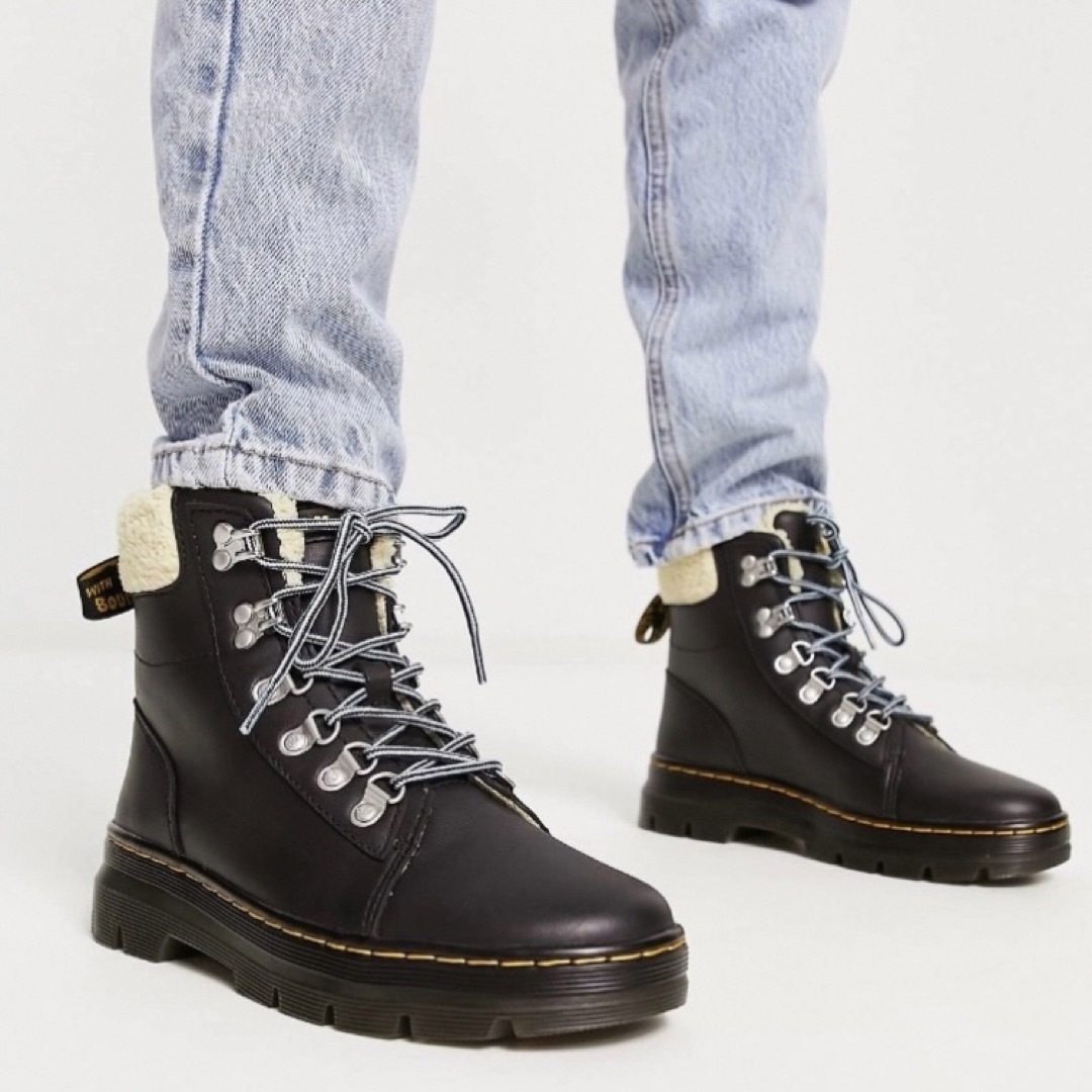 Dr.Martens(ドクターマーチン)の【新品 US6】Dr.Martens ファー付きブーツ レディースの靴/シューズ(ブーツ)の商品写真