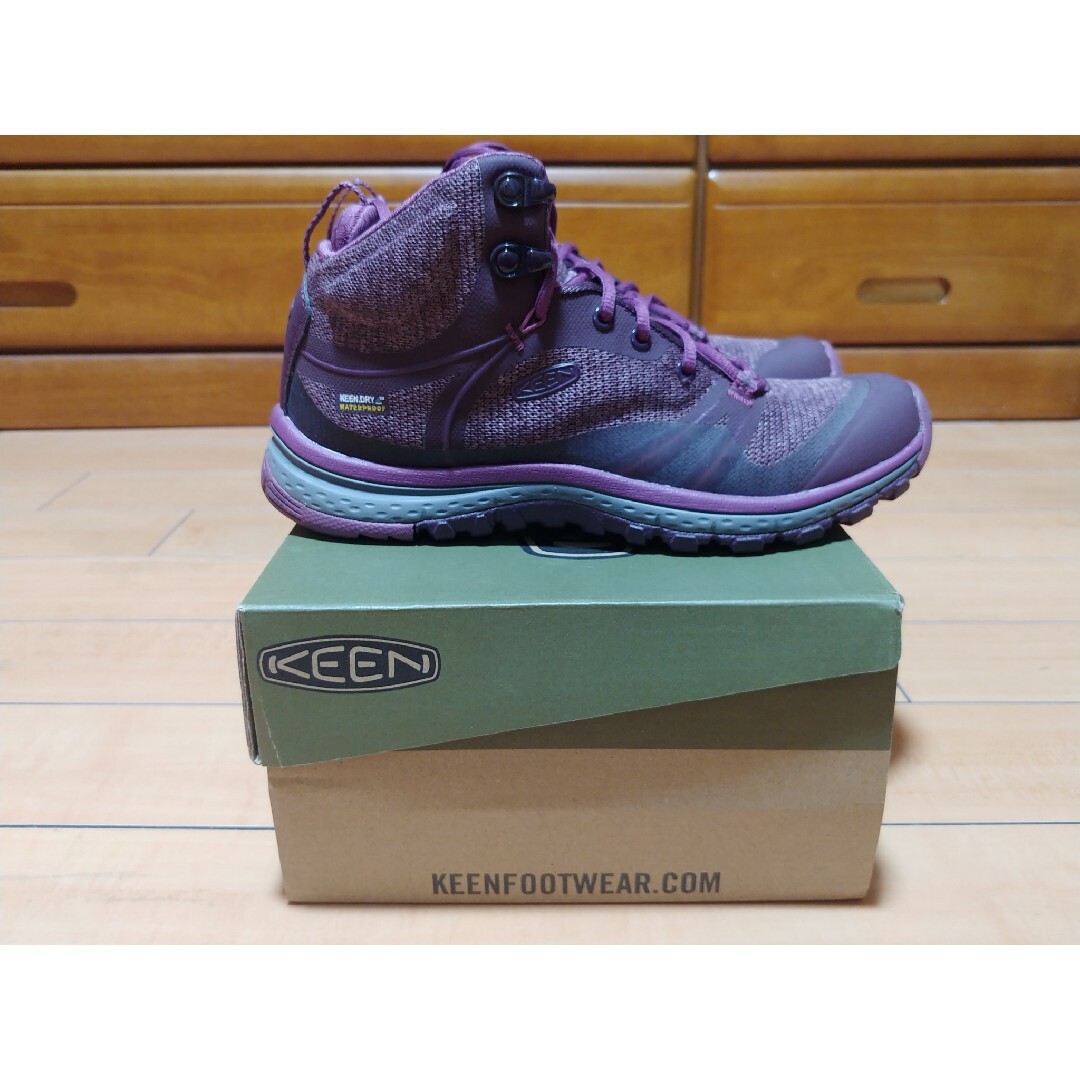 KEEN(キーン)のKEEN レディースの靴/シューズ(ブーツ)の商品写真