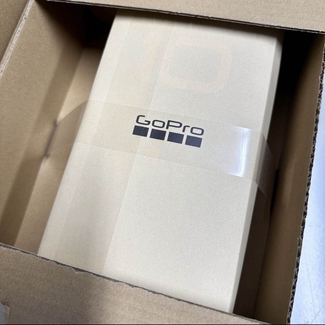 GoPro(ゴープロ)のGoPro HERO10 BLACK CHDHX-101-FW スマホ/家電/カメラのカメラ(ビデオカメラ)の商品写真