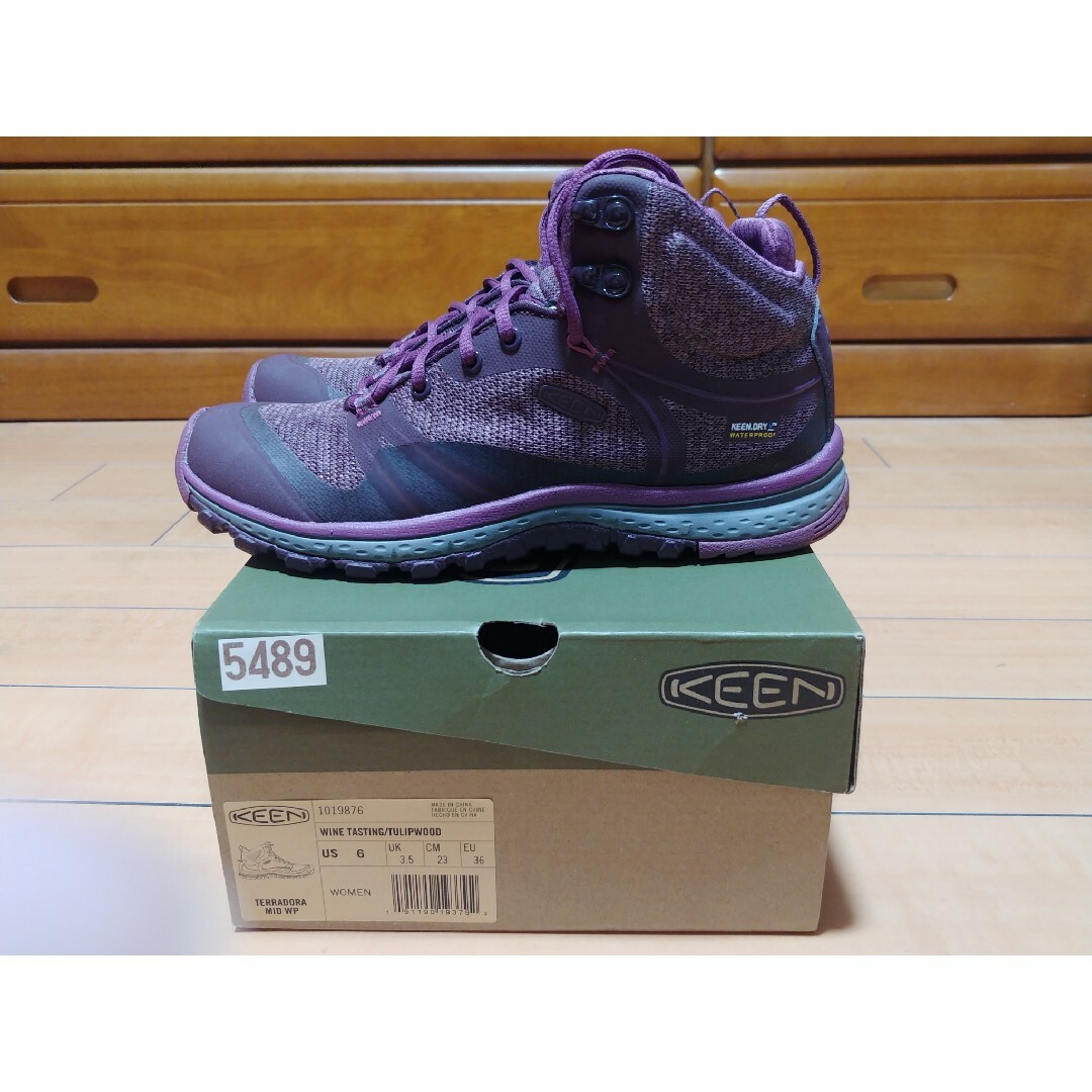 KEEN(キーン)のKEEN　キーン レディースの靴/シューズ(ブーツ)の商品写真