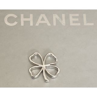 シャネル(CHANEL)のクローバー シルバー チャーム(ネックレス)