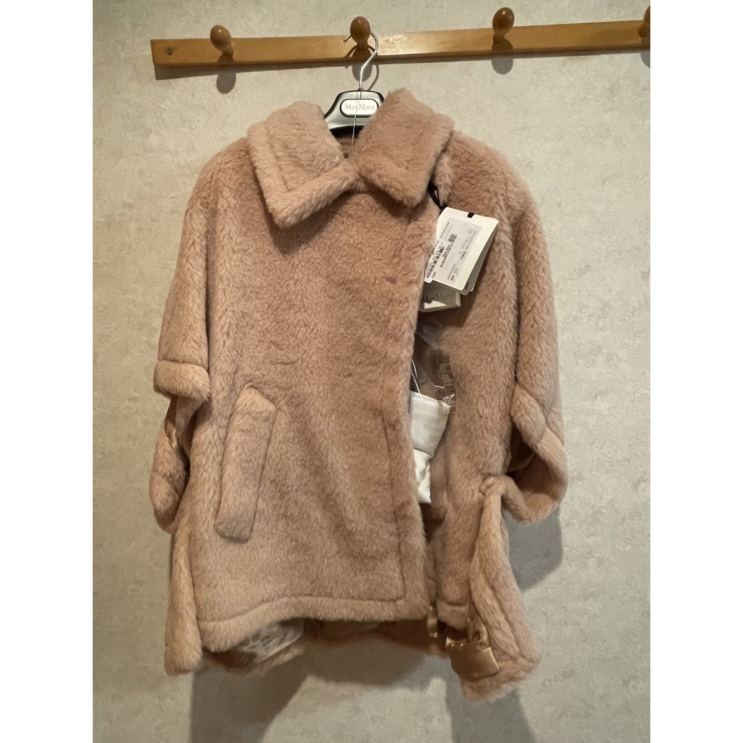 Max Mara(マックスマーラ)のmaxmara✨テディ　ケープコート レディースのジャケット/アウター(ポンチョ)の商品写真