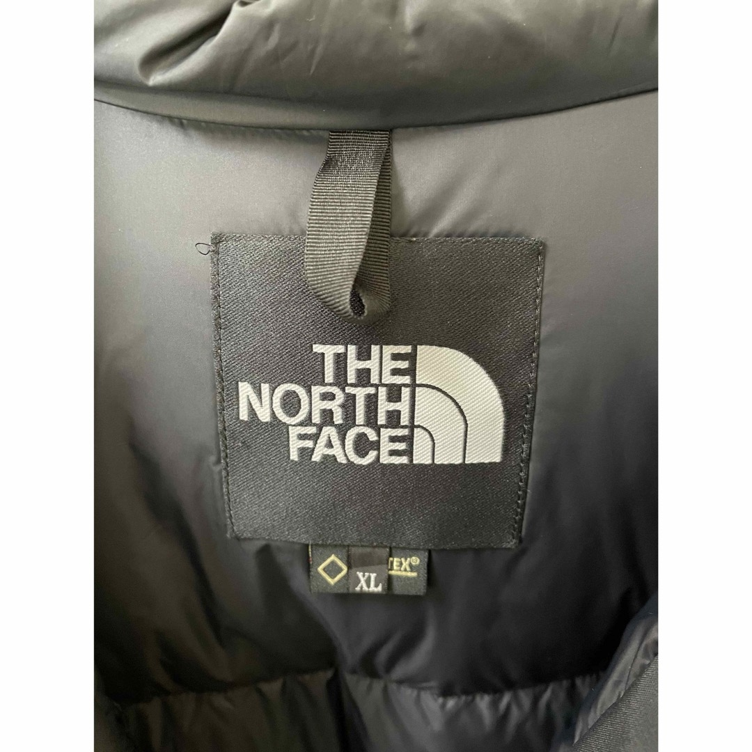 THE NORTH FACE(ザノースフェイス)の直営店限定 ノースフェイス マウンテンダウン パーカー ジャケット XL 黒 メンズのジャケット/アウター(ダウンジャケット)の商品写真