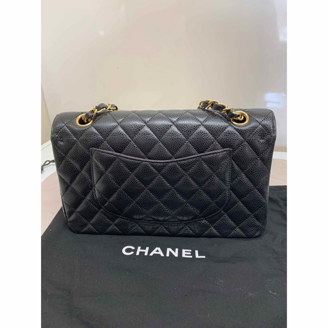 CHANEL(シャネル)の美品❣️正規品入手困難CHANEL シャネル　マトラッセ　キャビアスキン25CM レディースのバッグ(ショルダーバッグ)の商品写真