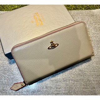 ヴィヴィアンウエストウッド(Vivienne Westwood)の未使用　Vivienne Westwood 長財布　ファスナー　レザー　ベージュ(財布)