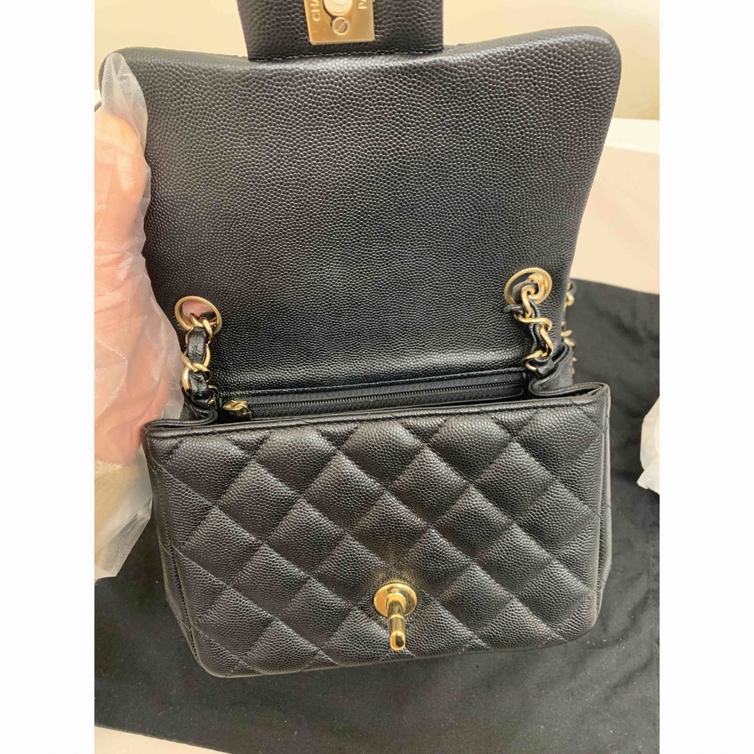 CHANEL(シャネル)の超レア‼️超美品❣️正規品シャネルマトラッセ　キャビアスキン ミニバッグ17CM レディースのバッグ(ショルダーバッグ)の商品写真