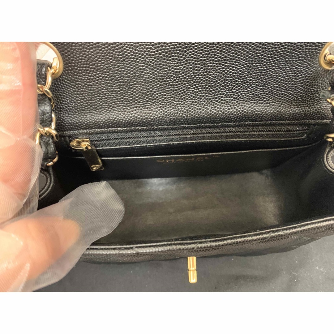 CHANEL(シャネル)の超レア‼️超美品❣️正規品シャネルマトラッセ　キャビアスキン ミニバッグ17CM レディースのバッグ(ショルダーバッグ)の商品写真