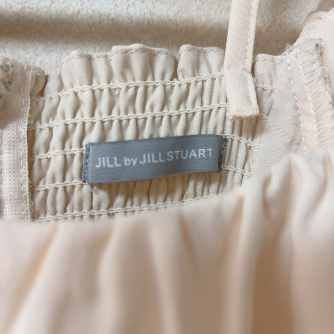 JILL by JILLSTUART(ジルバイジルスチュアート)のジルバイジルスチュアート オフショルフリルワンピース レディースのワンピース(ロングワンピース/マキシワンピース)の商品写真