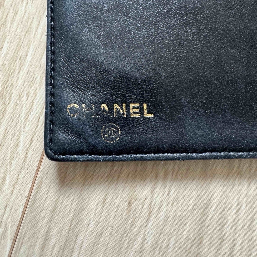 CHANEL(シャネル)のCHANEL キャビアスキン　長財布　ガマ口　二つ折り レディースのファッション小物(財布)の商品写真