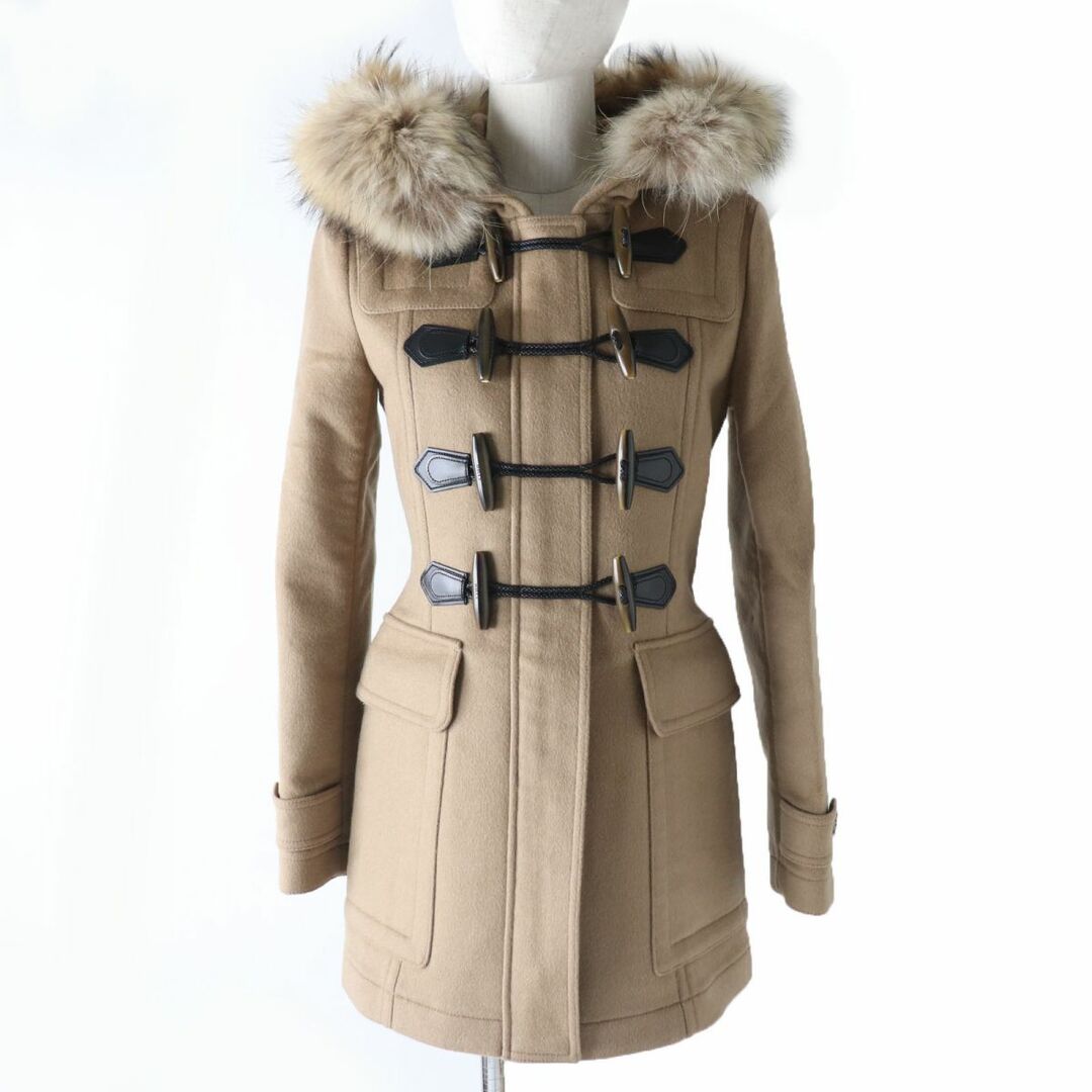 BURBERRY(バーバリー)の極美品☆正規品 BURBERRY BRIT バーバリーブリット 3976142 ファー・フード・トグルボタン付き ダッフルコート ブラウン 38 レディース レディースのジャケット/アウター(ダッフルコート)の商品写真