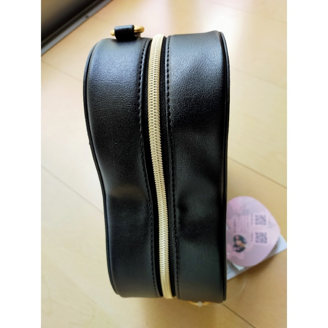 しまむら(シマムラ)のしまむら 青木美沙子 コラボ ハート型リボン ショルダーバッグ ブラック 黒 レディースのバッグ(ショルダーバッグ)の商品写真
