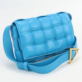 ボッテガヴェネタ(Bottega Veneta)のボッテガヴェネタ スモール パデッド  カセット イントレチャート 630547 斜め掛け ショルダーバッグ(ショルダーバッグ)