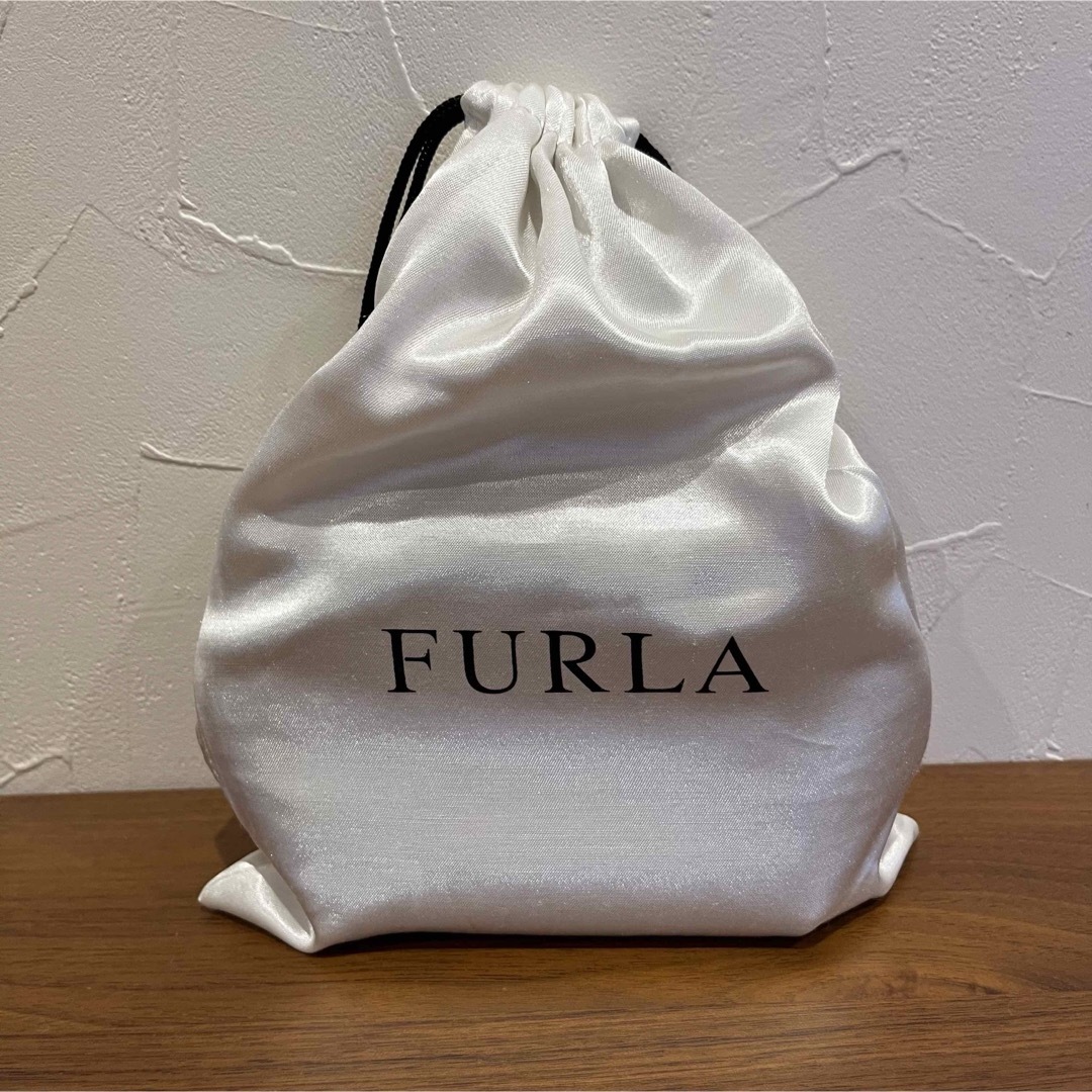 Furla(フルラ)のフルラ FURLA  型押しレザー　ポーチ　ブラック　3点set  超美品 レディースのファッション小物(ポーチ)の商品写真